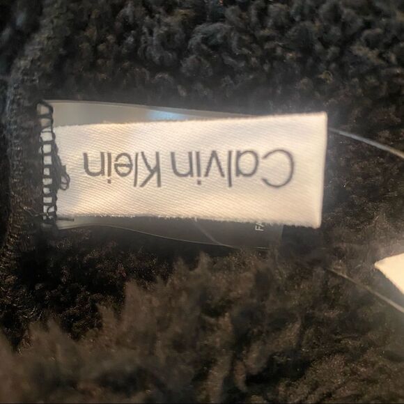 Calvin Klein black Sherpa infinity scarf - Picture 3 of 7